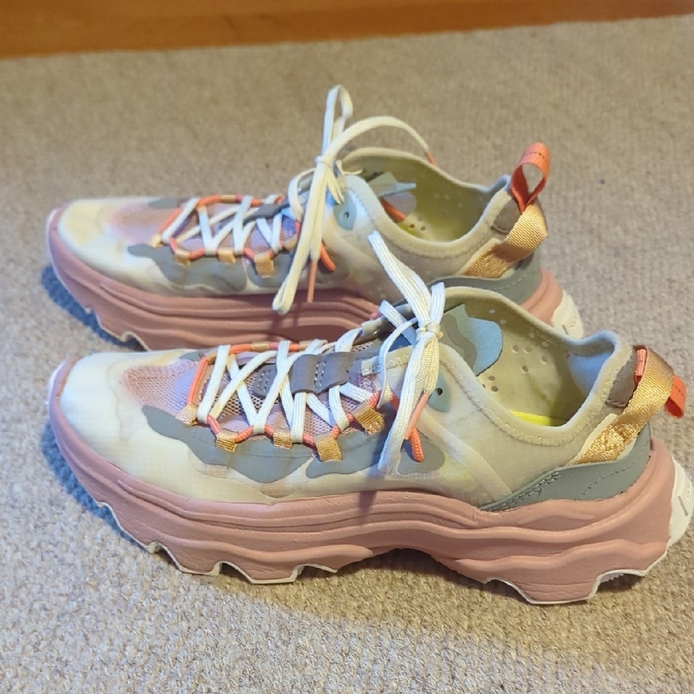 Women's Sorel Kinetic Colorblock Sneakers Size 8.5 NL4691-191
